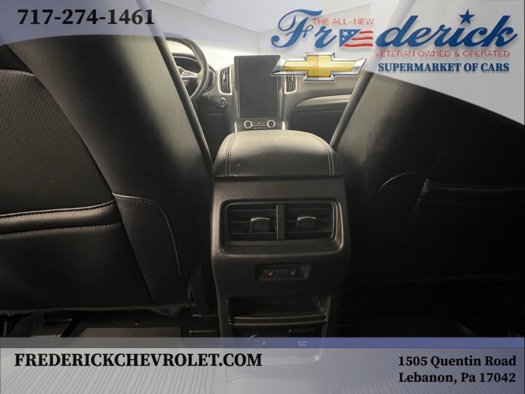 2022 Ford Edge Titanium