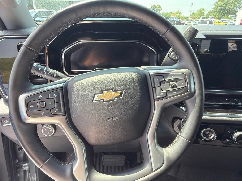 2023 Chevrolet Silverado 1500 LT (2FL)