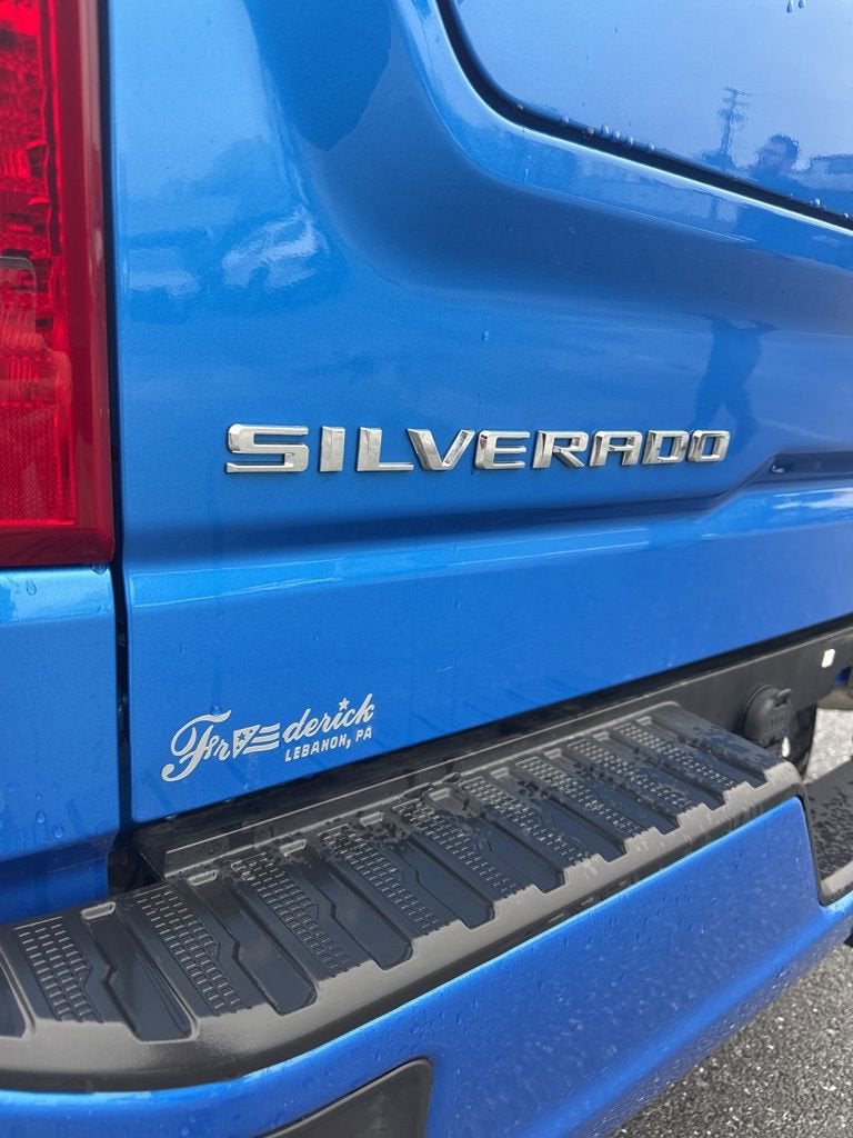2025 Chevrolet Silverado 1500 Custom