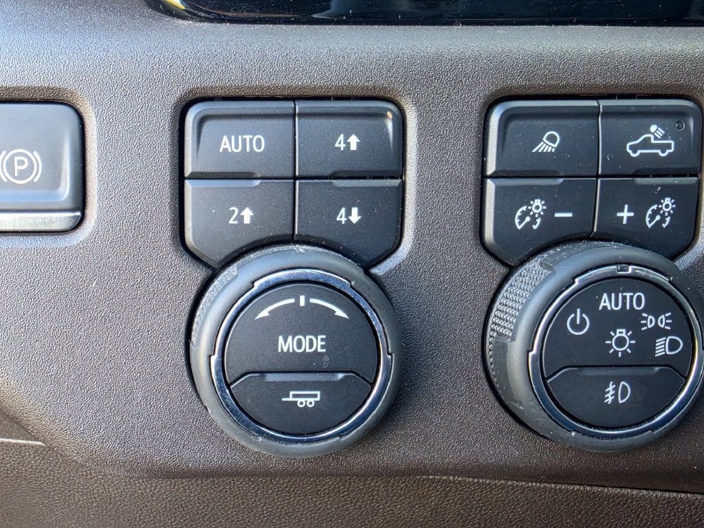 2024 Chevrolet Silverado 1500 LT Trail Boss - Photo 12