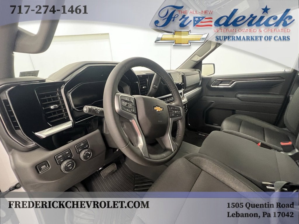 2025 Chevrolet Silverado 1500 LT