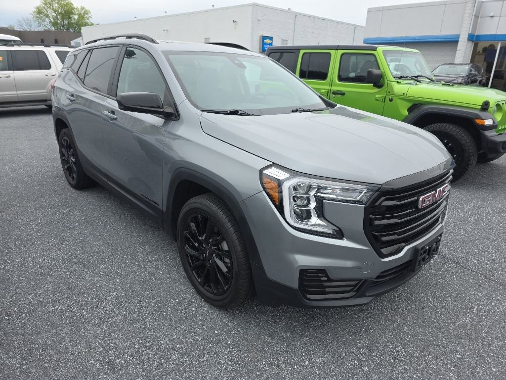 2023 GMC Terrain SLE