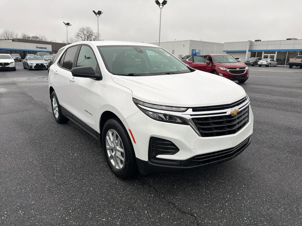 2024 Chevrolet Equinox LS