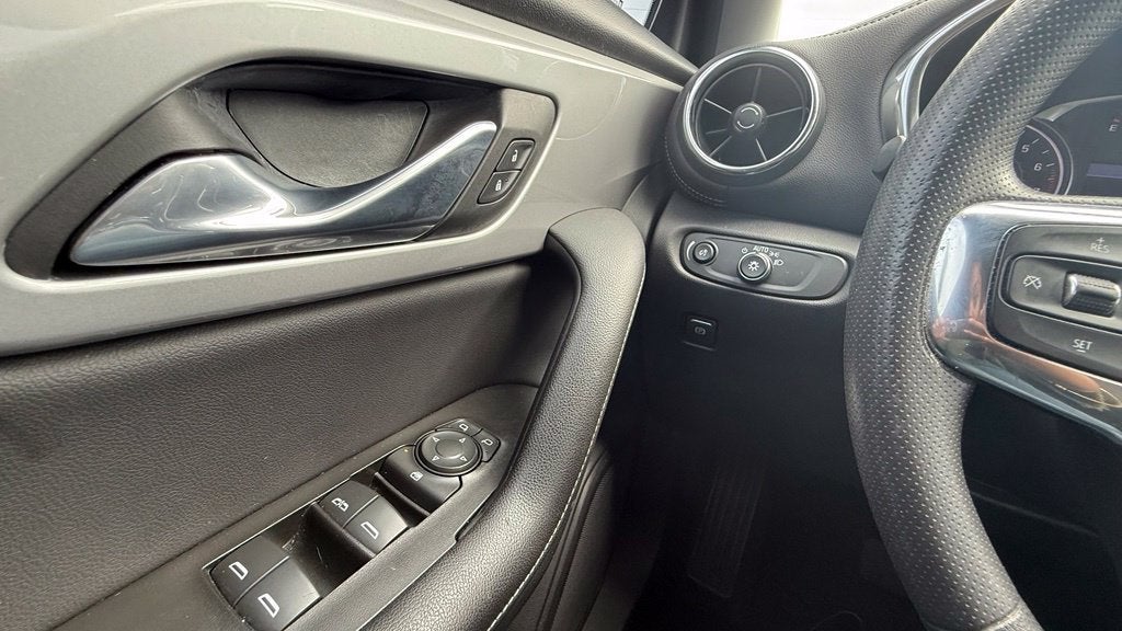 2023 Chevrolet Blazer 2LT - Photo 18