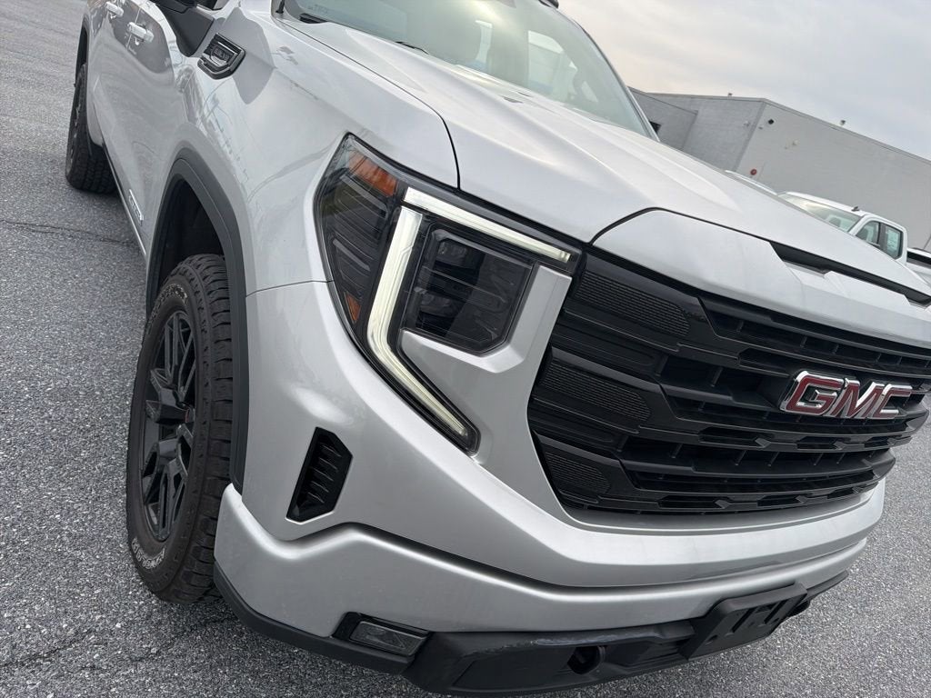 2022 GMC Sierra 1500 Elevation