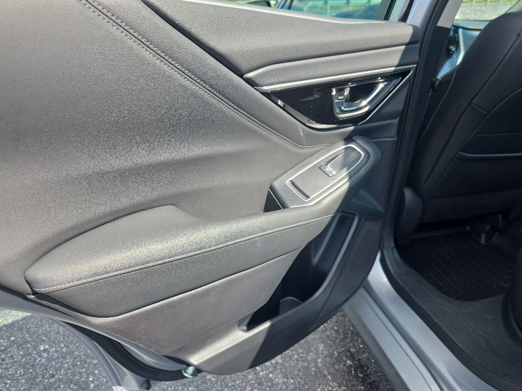 2022 Subaru Legacy Limited XT