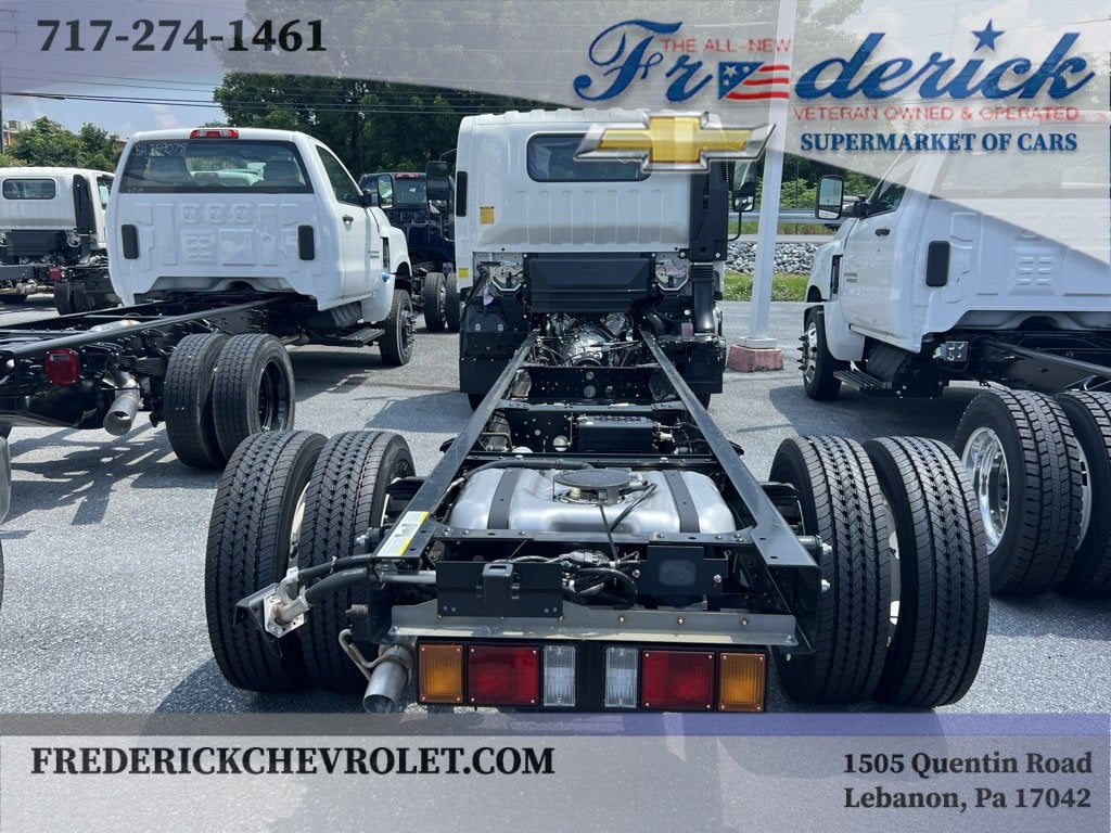 2025 Chevrolet Low Cab Forward 4500 BASE