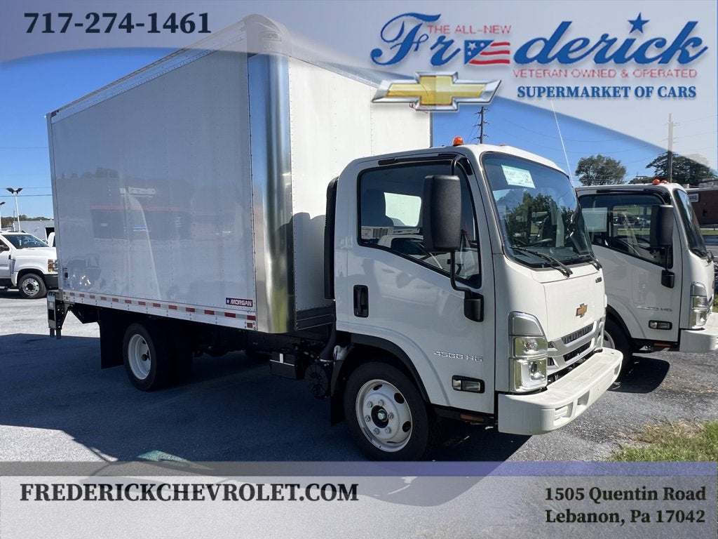 2024 Chevrolet Low Cab Forward 4500 BASE