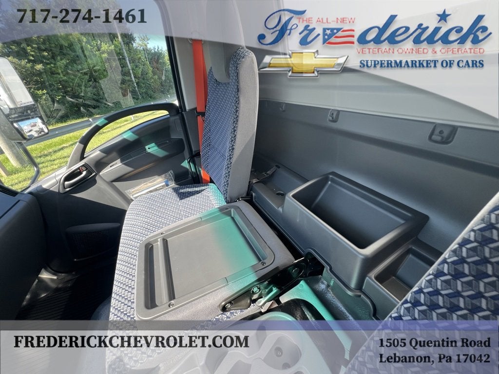 2024 Chevrolet Low Cab Forward 4500 BASE