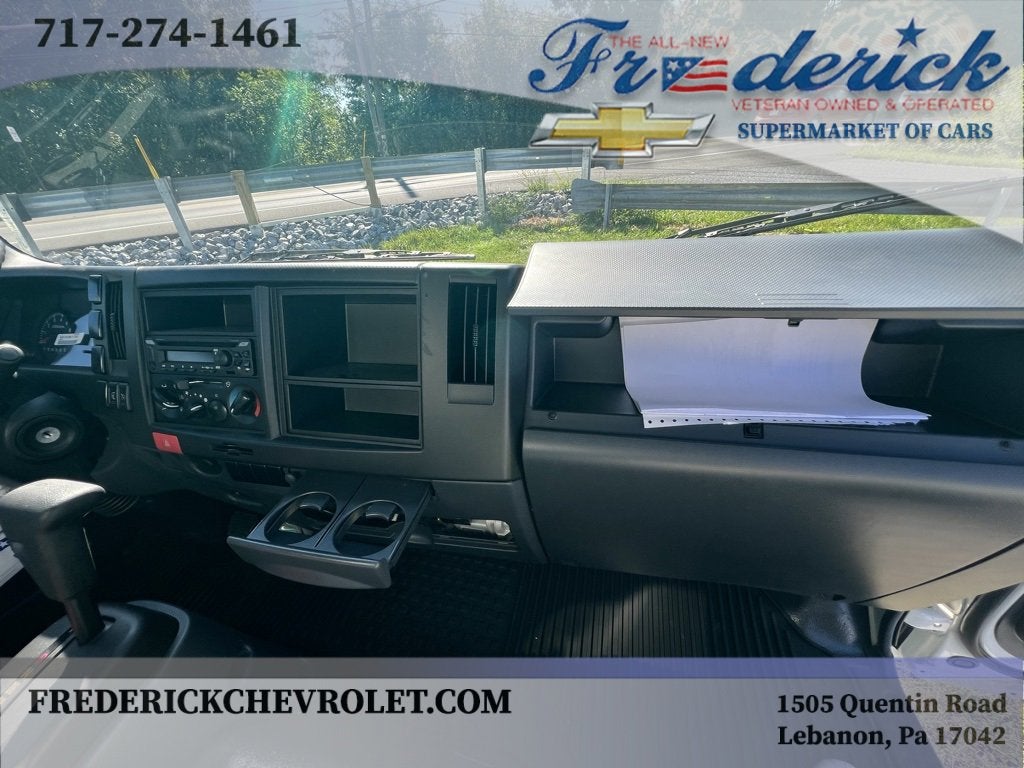 2024 Chevrolet Low Cab Forward 4500 BASE