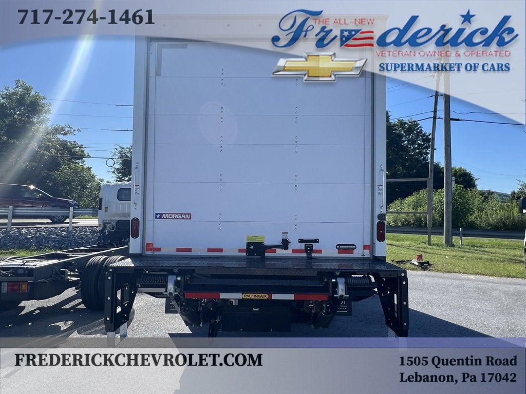 2024 Chevrolet Low Cab Forward 4500 BASE