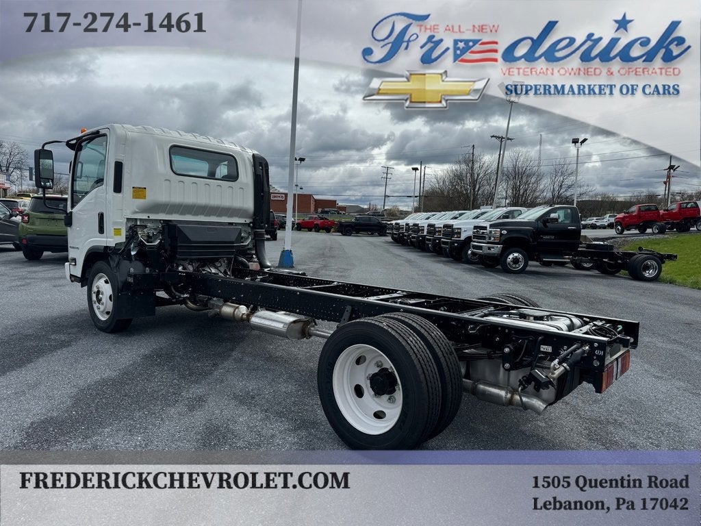 2024 Chevrolet Low Cab Forward 4500 BASE