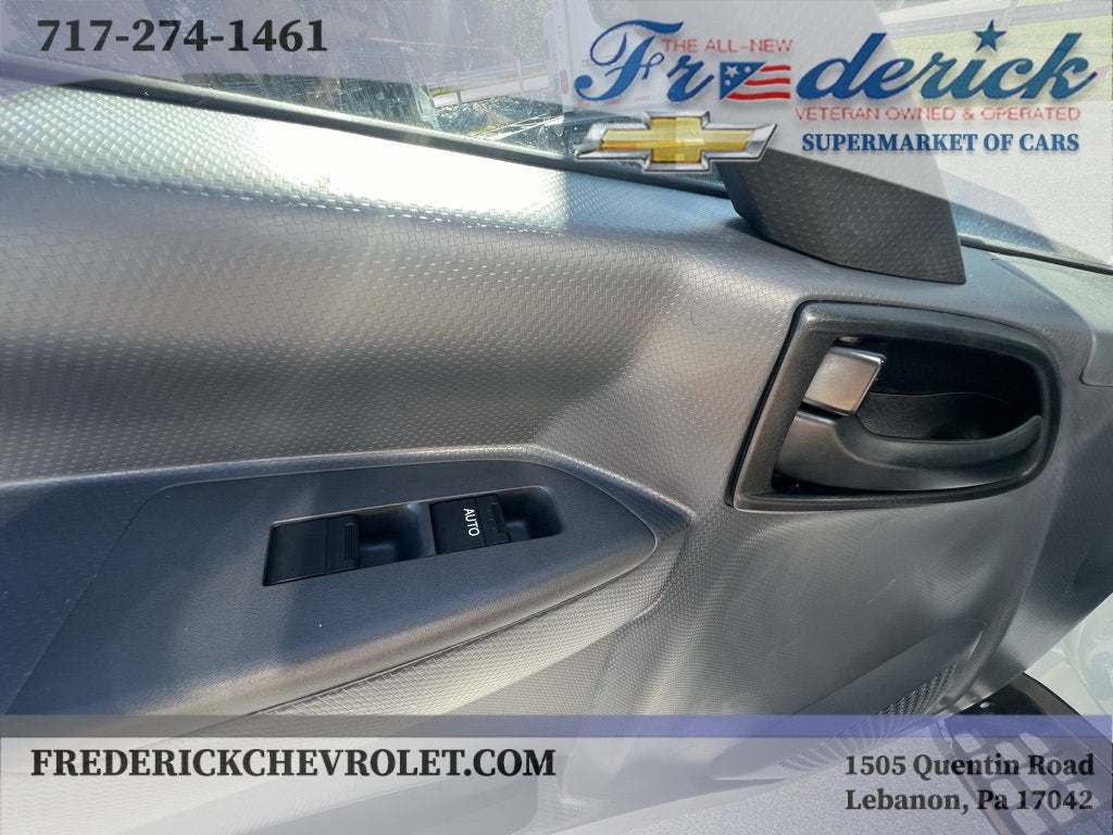 2024 Chevrolet Low Cab Forward 5500 XG BASE