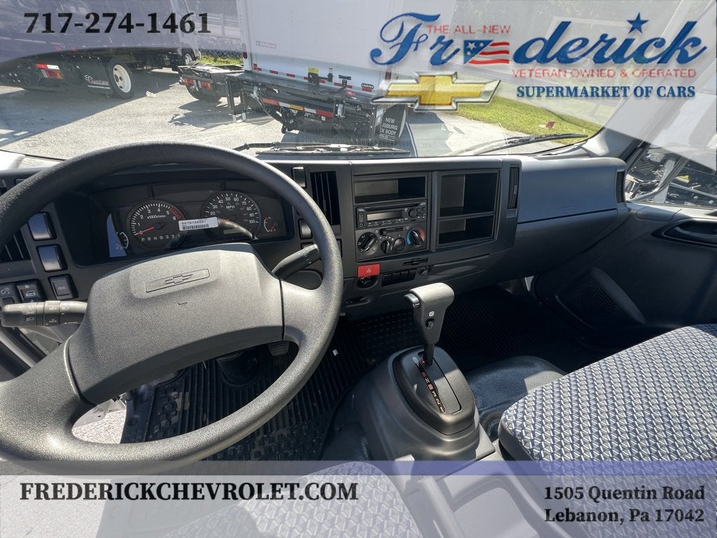 2024 Chevrolet Low Cab Forward 5500 XG BASE