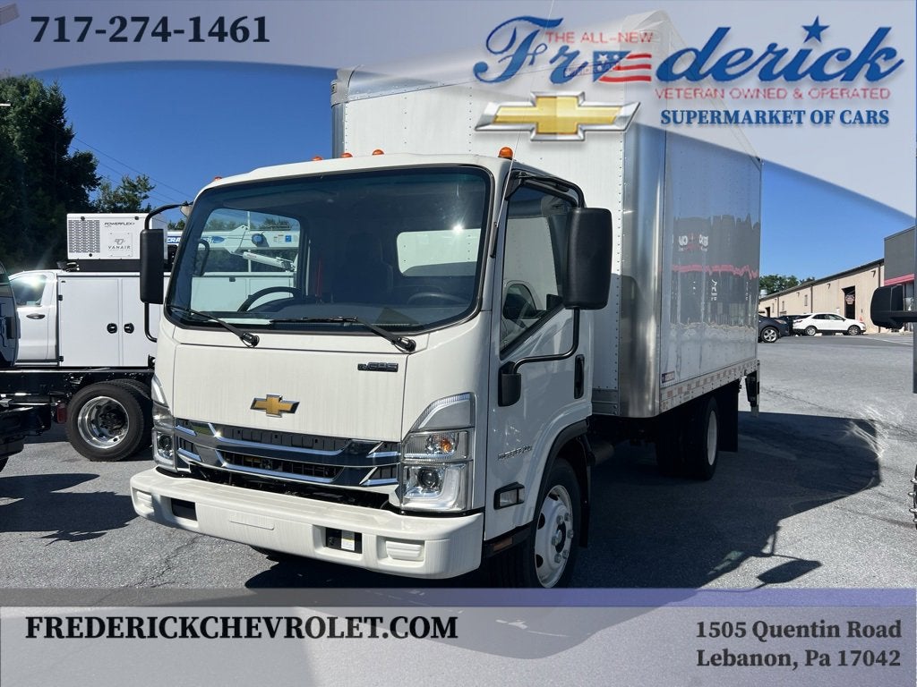 2024 Chevrolet Low Cab Forward 5500 XG BASE