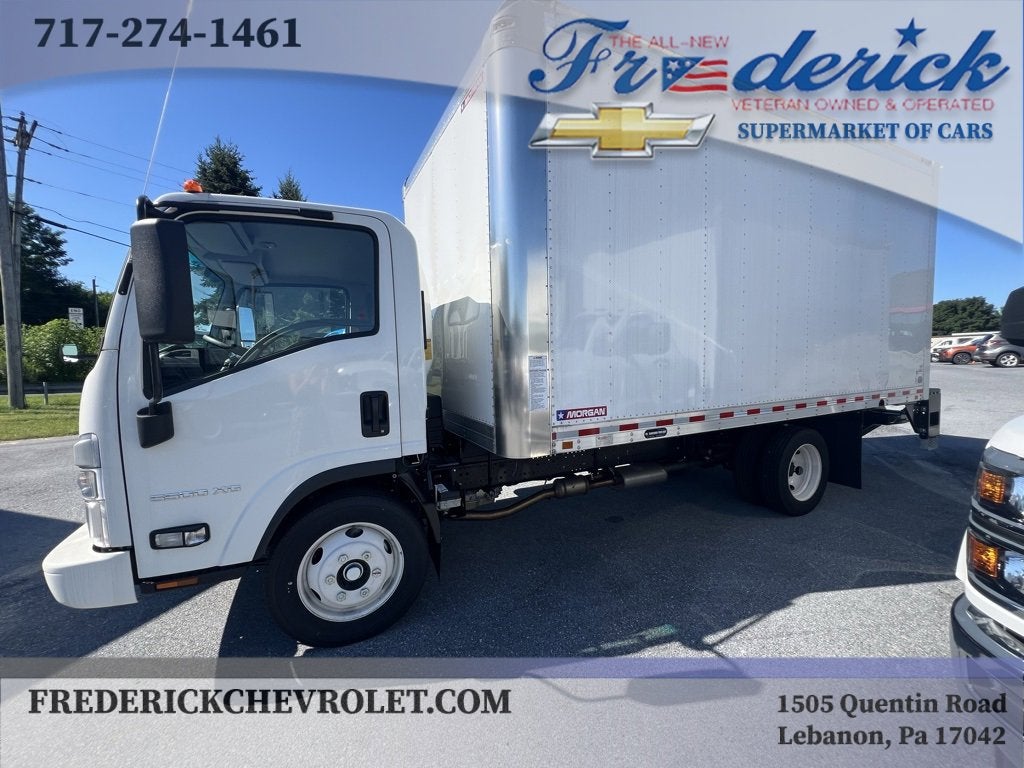 2024 Chevrolet Low Cab Forward 5500 XG BASE