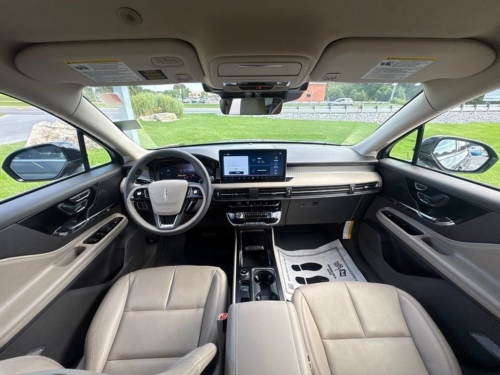2023 Lincoln Corsair Standard