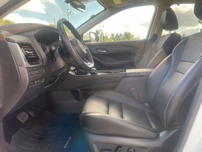 2023 Nissan Rogue SL Intelligent AWD