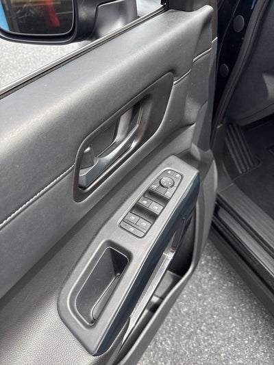 2024 Nissan Pathfinder SV 4WD