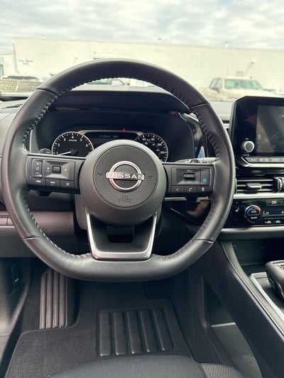 2024 Nissan Pathfinder SV 4WD