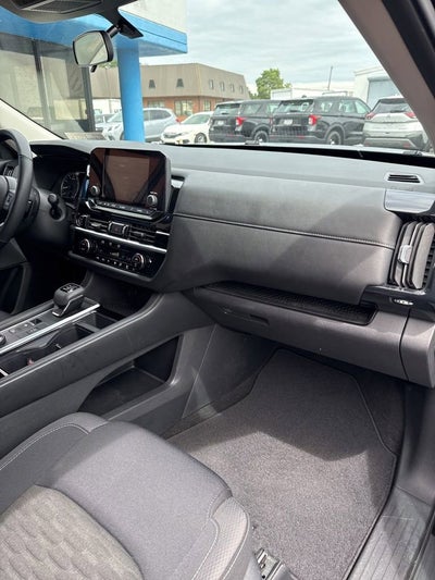 2024 Nissan Pathfinder SV 4WD