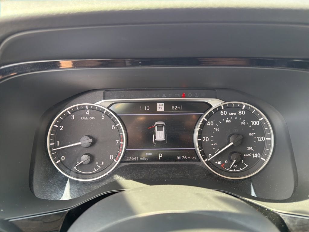 2025 Nissan Pathfinder SL