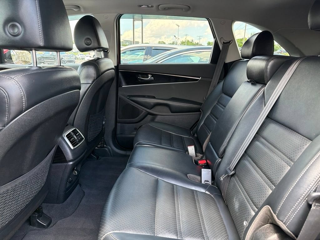 2019 Kia Sorento 3.3L EX Sport