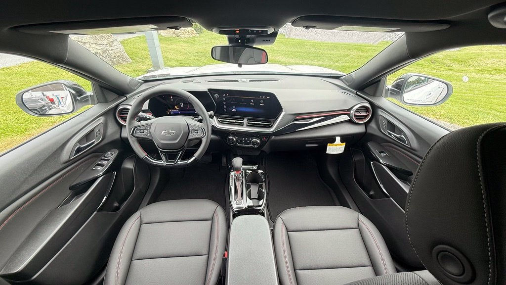 2026 Chevrolet Trax RS - Photo 10