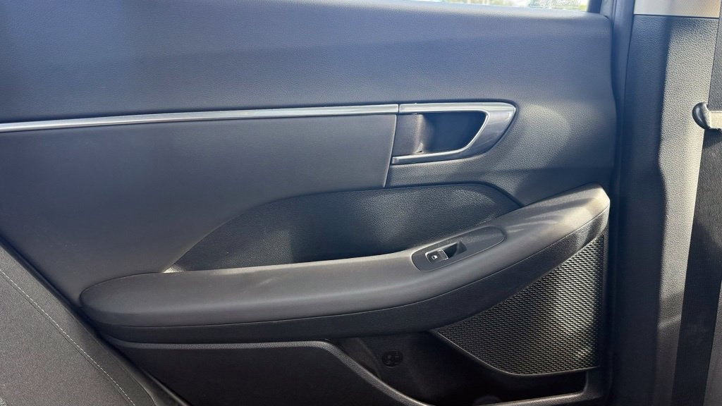 2023 Hyundai Sonata SEL - Photo 17