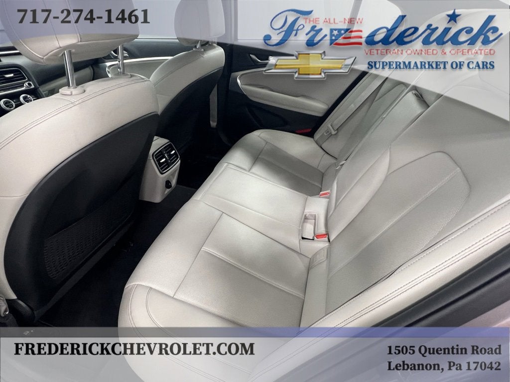 2023 Genesis G70 2.0T AWD