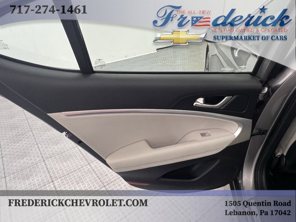 2023 Genesis G70 2.0T AWD