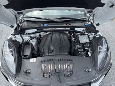 2024 Porsche Macan T